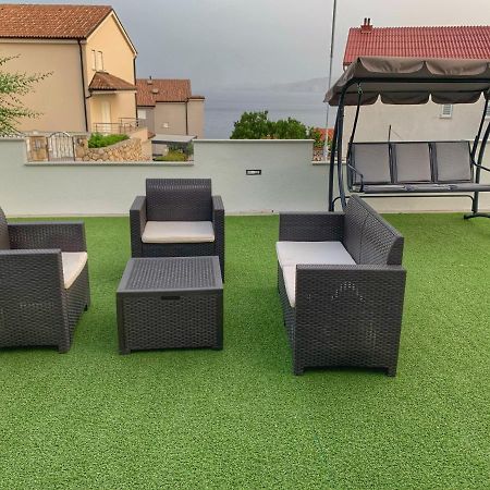Apartment Lea Mataija Novi Vinodolski Eksteriør billede